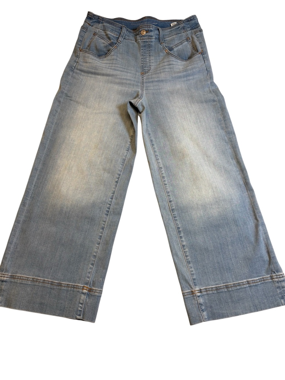 Chico’s Pull-On Wide Leg Cropped Jeans Size 1 (US 8) Light Wash Denim EUC